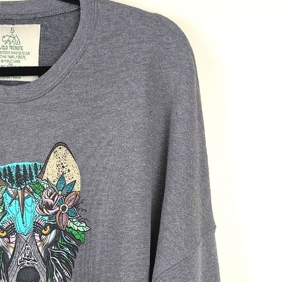 Wild Tribute Boho Wolf Gray Crop Crew Sweatshirt Size XL - Picture 5 of 10